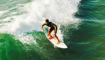 开云APP-日本足球充满希望与激情！，日本足球集锦